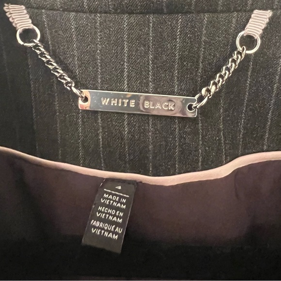 White House Black Market Blazer Size 4 - Picture 3 of 3